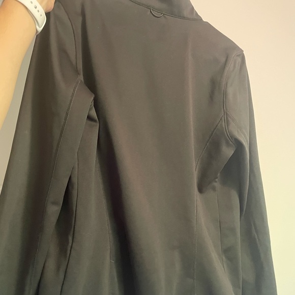 black jacket - Picture 3 of 3